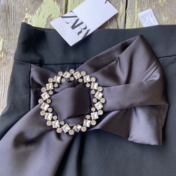 Zara Black Mini Belted Skirt Rhinestone Buckle BNWT XS - Picture 3 of 7